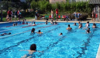 curset de natació per a persones amb discapacitat